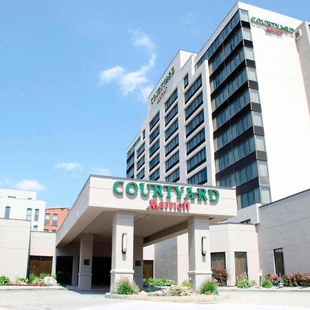 Courtyard Waterbury Downtown Hotel Exterior photo