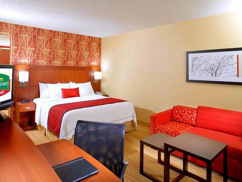 Courtyard Waterbury Downtown Hotel Exterior photo